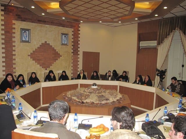 نشست محققان دفتر فرهنگ و مطالعات پایداری حوزه هنری استان های سمنان و خراسان شمالی برگزار شد