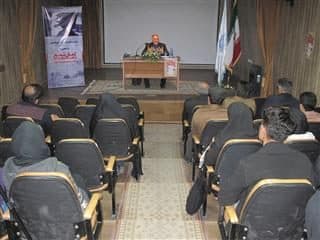 نشست عکاسی خبری با موضوع دیپلماتیک در حوزه هنری استان سمنان برگزار شد