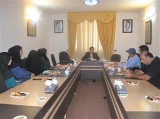 نشست هنرمندان کاریکاتوریست و کارتونیست با سرپرست حوزه هنری استان سمنان