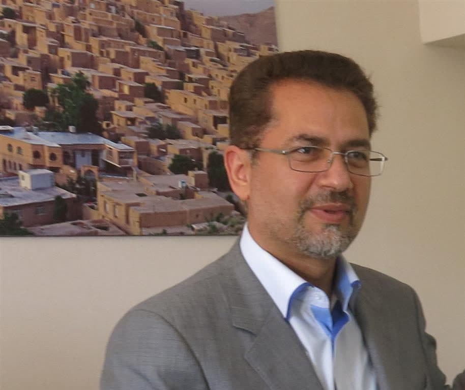 هر پیامی تا در قالب هنر ریخته نشود ماندگار نخواهد بود