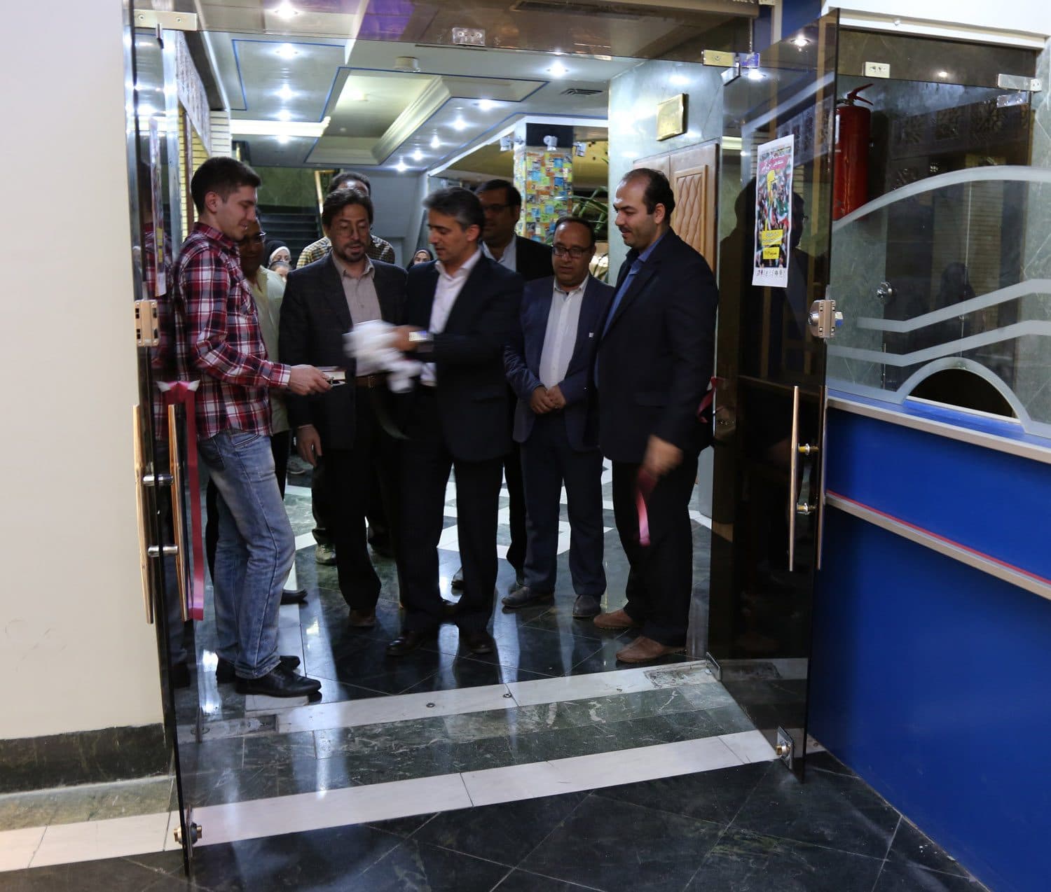 نمایشگاه عکس «شکوه حضور» افتتاح شد