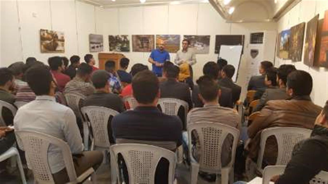 دوره آموزش فیلمبرداری ویژه فیلم های مستند در بغداد، با تدریس رئیس حوزه هنری استان سمنان برای مدت یک هفته، آغاز و با استقبال هنرجویان عراقی روبه رو شد.